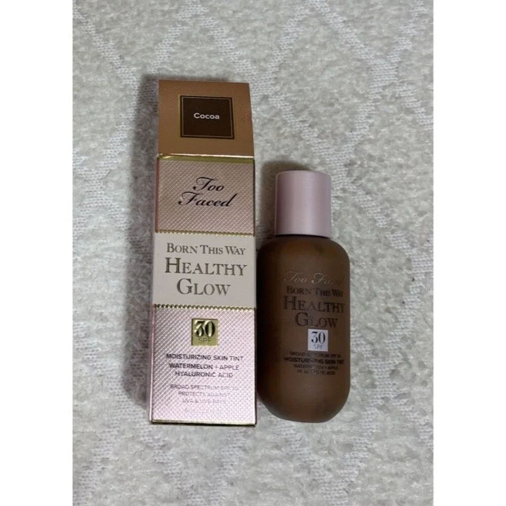 Too Faced Born This Way Healthy Glow Moisturizing Skin Tint SPF 30 Cocoa